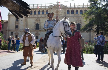 Le Mercado Cervantino llena de Magia Alcalá de Henares